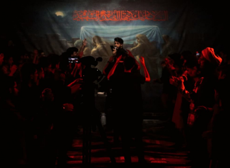 گزارش تصویری شب اول مراسم ایام فاطمیه به روایت ۷۵ روز