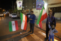 گزارش تصویری از پرچم گردانی و عرض ارادت به پرچم مقدس جمهوری اسلامی ایران توسط دانشگاهیان دانشگاه زابل در دویست و بیست و سومین شب از اجتماعات مردمی