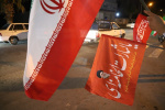 گزارش تصویری از پرچم گردانی و عرض ارادت به پرچم مقدس جمهوری اسلامی ایران توسط دانشگاهیان دانشگاه زابل در دویست و بیست و سومین شب از اجتماعات مردمی