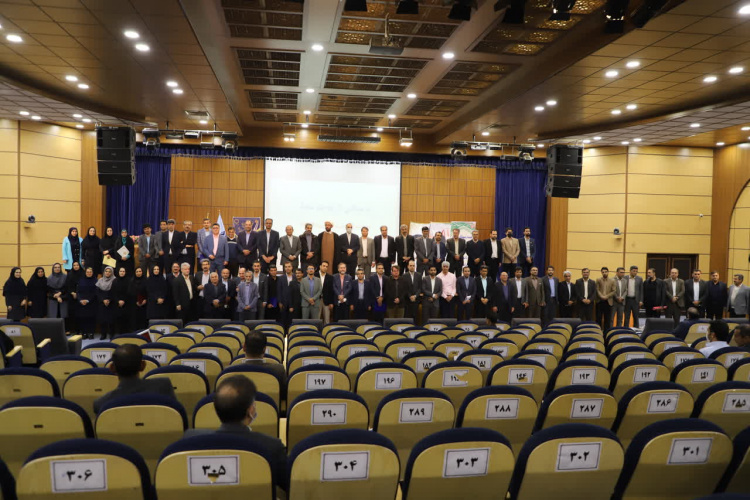 همزمان با هفته پژوهش، آیین تجلیل از پژوهشگران برتر دانشگاه در سال ۱۴۰۲ برگزار شد